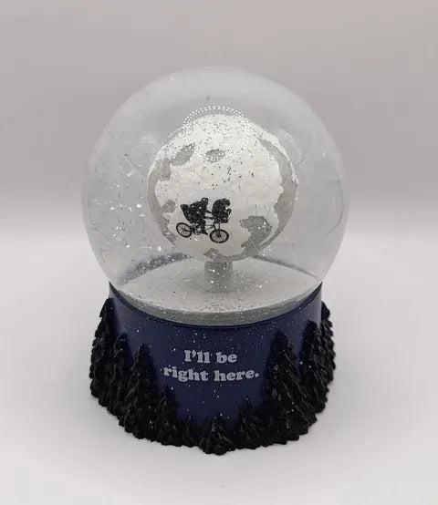 ET Snowglobe